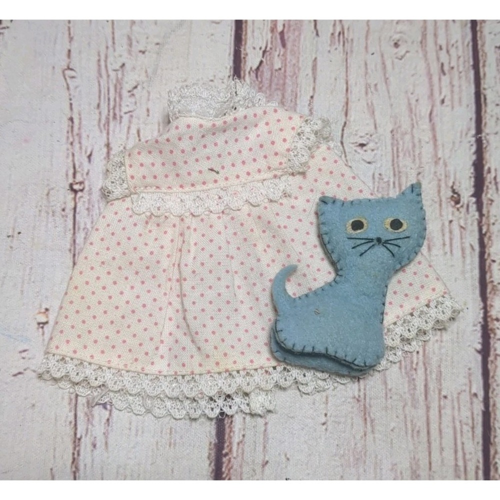 Vintage Barbie Skipper Doll Dreamtime Blue Felt Kitty Cat & Pajama Top